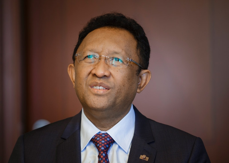 Hery Rajaonarimampianina.