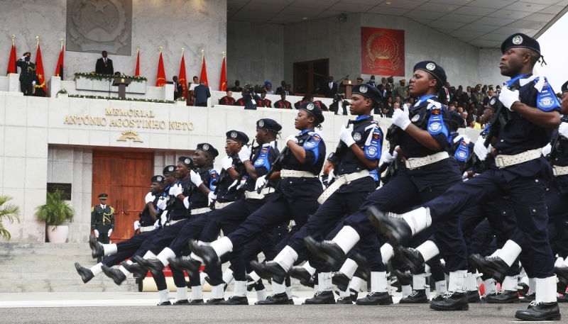 Une parade militaire pour l'investiture de João Lourenço à Luanda, le 26 septembre 2017.