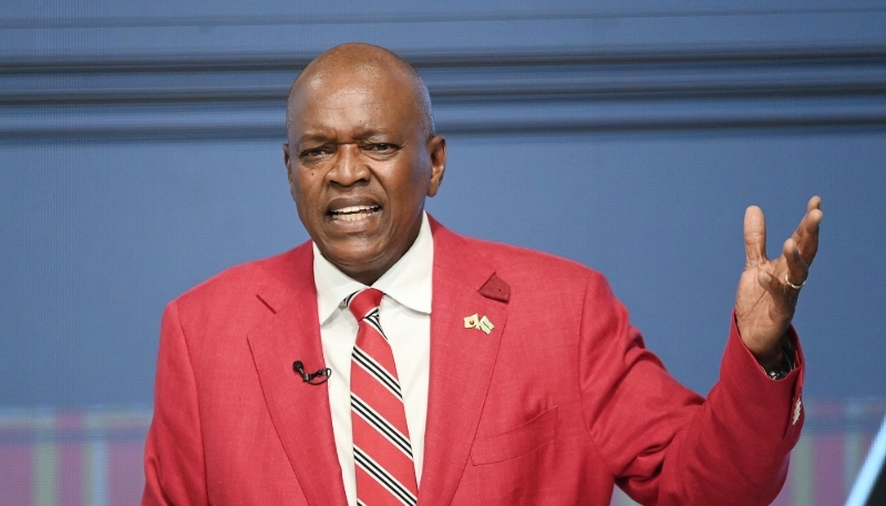 Mokgweetsi Masisi lors du débat présidentiel, à Gaborone, le 24 octobre 2024.