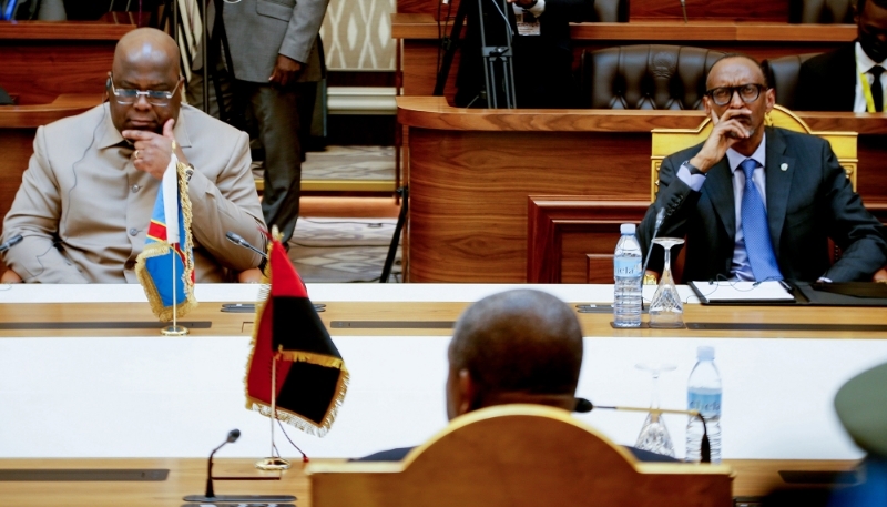 Le président congolais, Félix Tshisekedi, et son homologue rwandais, Paul Kagame, à Luanda, en Angola, le 6 juillet 2022.