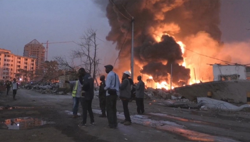 L'incendie du principal dépôt de fuel de Conakry, le 18 décembre 2023.