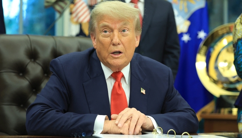 Le président américain Donald Trump dans le Bureau ovale à Washington, le 27 juin 2025.