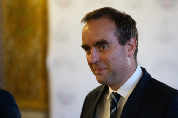 Le ministre français des armées Sébastien Lecornu.