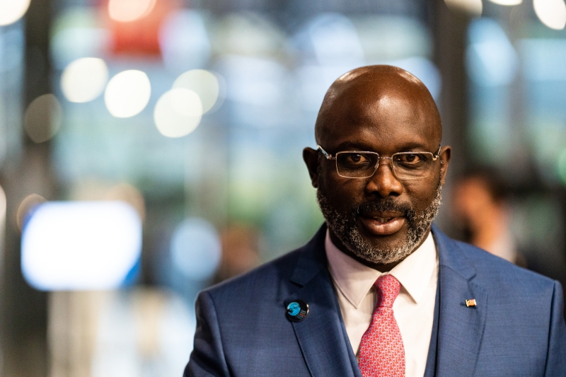 Le président libérien George Weah, à Paris, en novembre 2021.