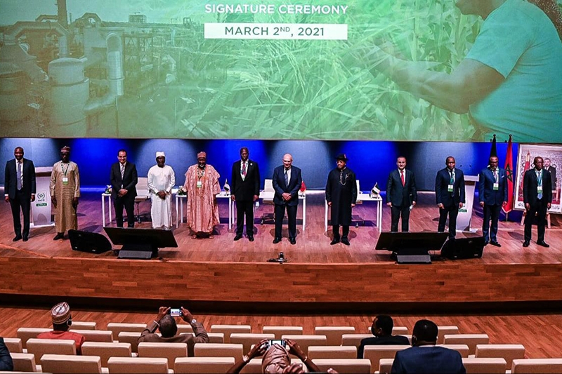 Cérémonie de signature des accords maroco-nigérians entre l'OCP et la NSIA à Marrakech, le 2 mars.