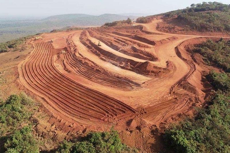 Une mine de bauxite.