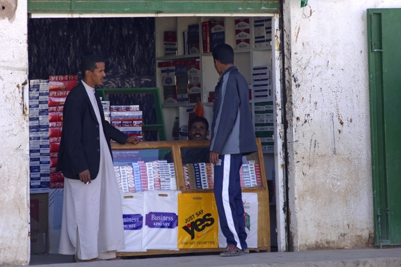 Un débit de tabac à Oubari, en Libye.