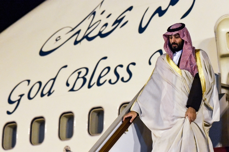 Mohammed bin Salman lors de son voyage à Alger, le 2 décembre 2018.