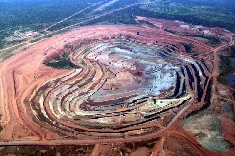 La mine de diamants de Catoca.