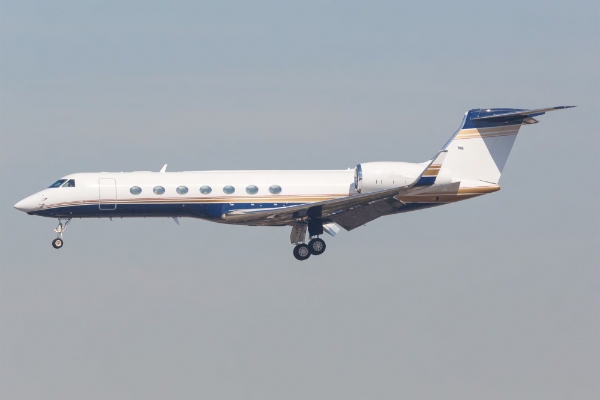 Un avion Gulfstream G550.